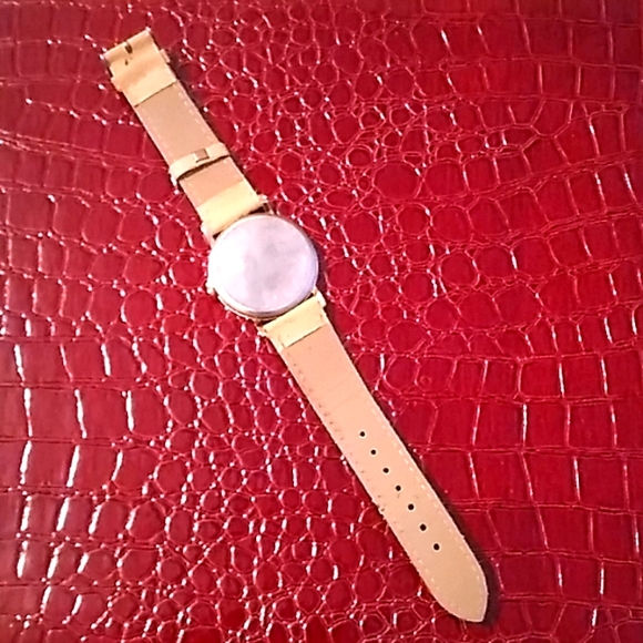 Rose Face Analog Leather Watch Tan - Picture 5 of 6
